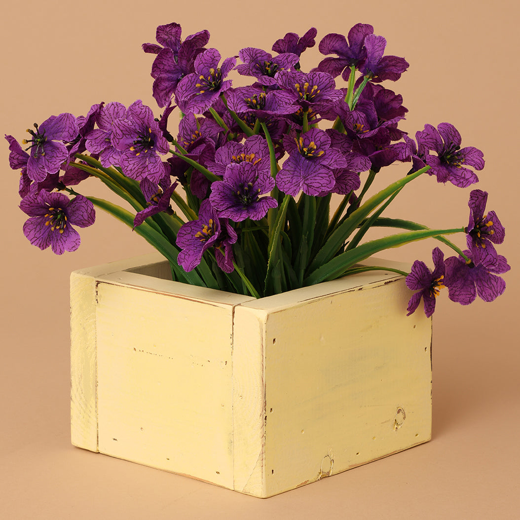 Farmhouse Yellow Planter Box